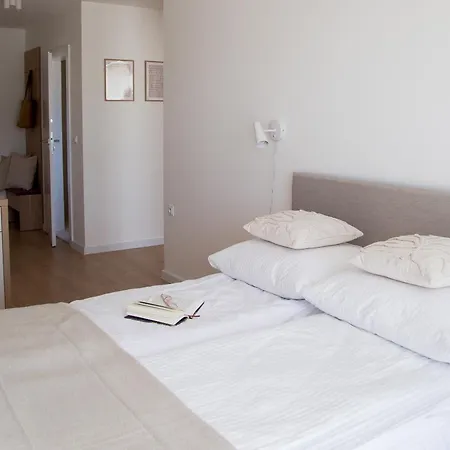 Nad Jeziorem 3* Rożnów