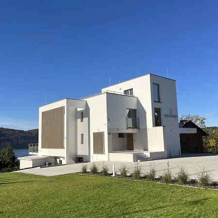 Nad Jeziorem 3* Rożnów